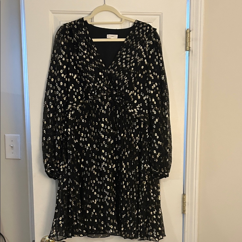 Chic Black and White Floral Long Sleeve Dress